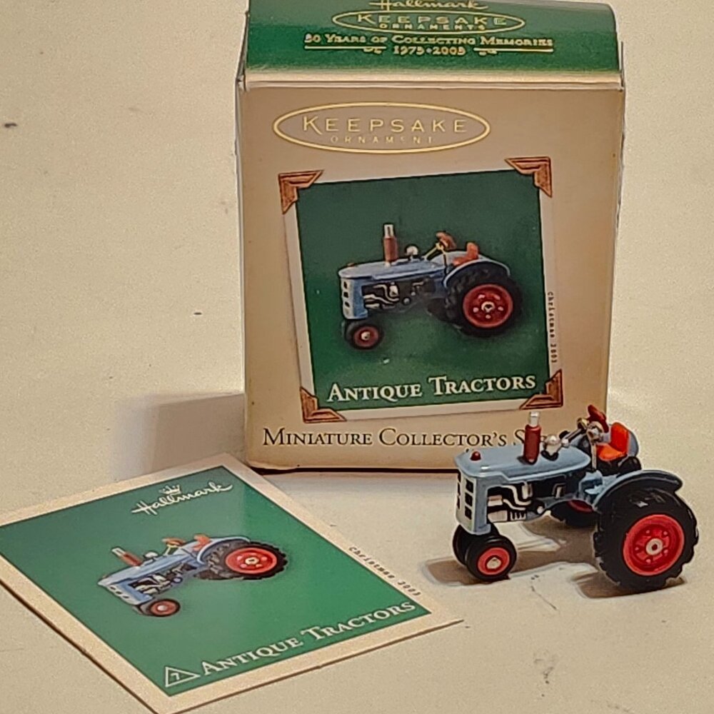 2003 Antique Tractors Miniature Collector's Series 7th in a Series Mini Tractor